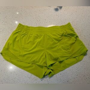 Lululemon Hotty Hot High-Rise Short 2.5”